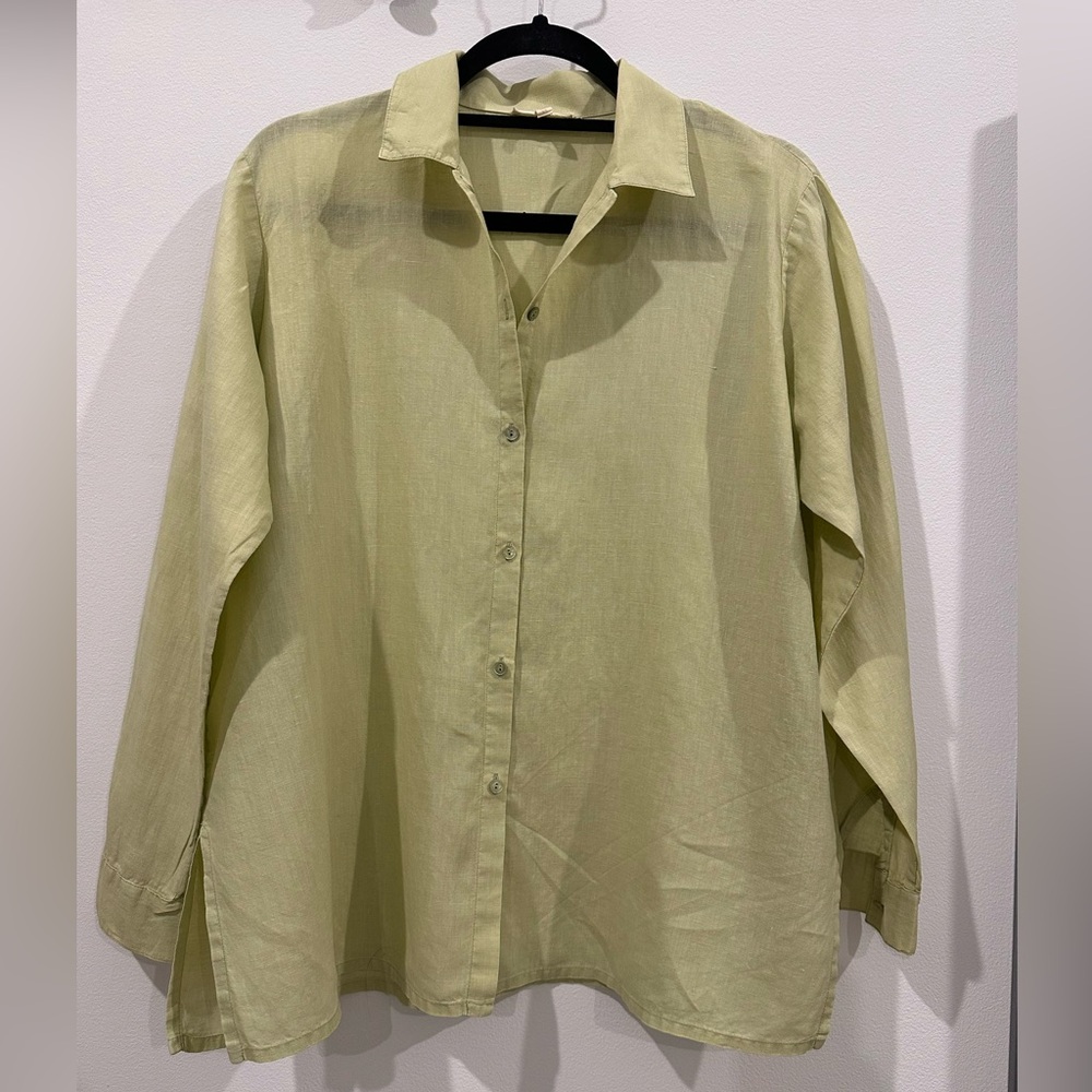 Eileen Fisher 100% Irish linen light green blouse XS